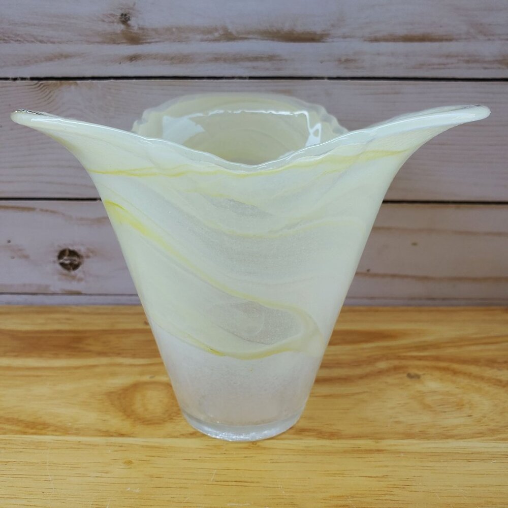 VTG MCM 1960s Lavorazione Arte Murano Glass Vase White Swirl Fluted Rim Italy
